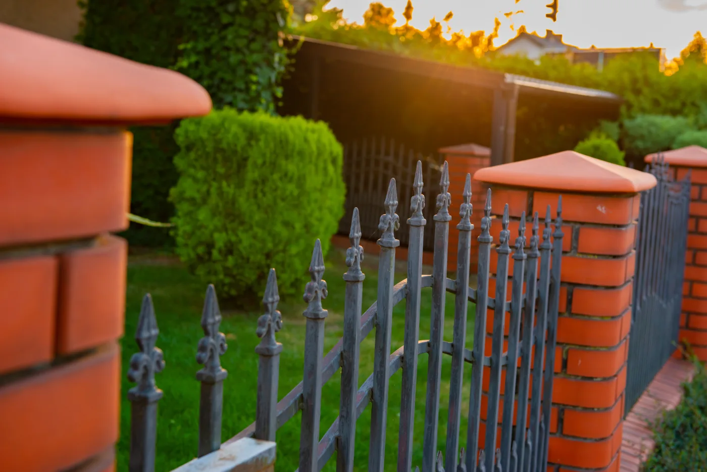 Aluminum Fence Installation